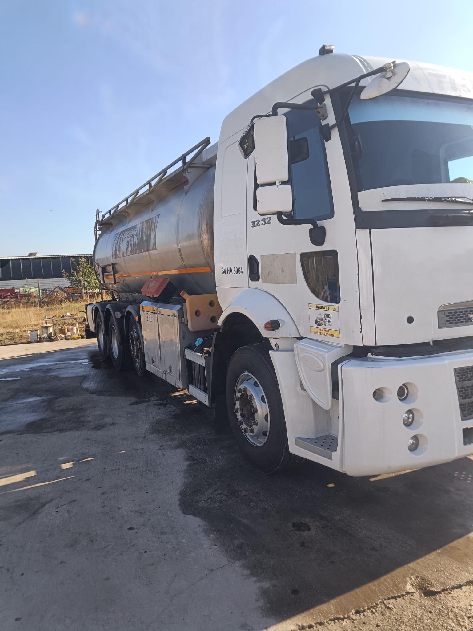 WhatsApp Image 2025 12 13 at 22.58.55 (1)